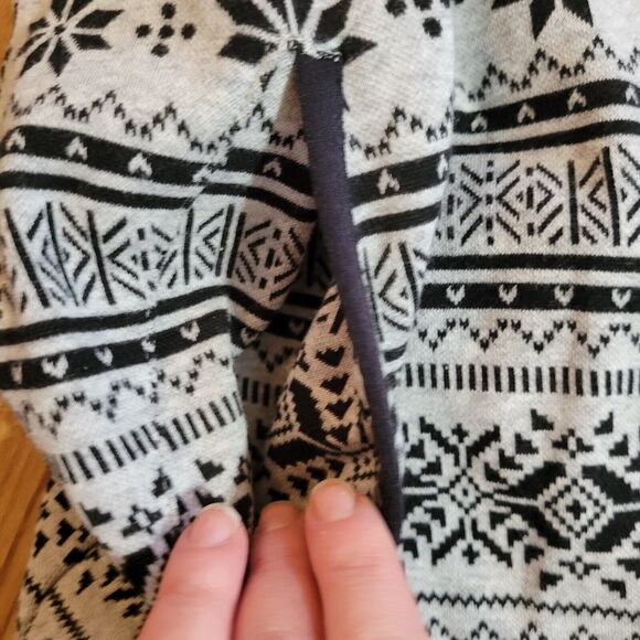Talbots Sweater Top Womens Medium Petite Black Gray Fair Isle Nordic Turtleneck - Picture 7 of 13